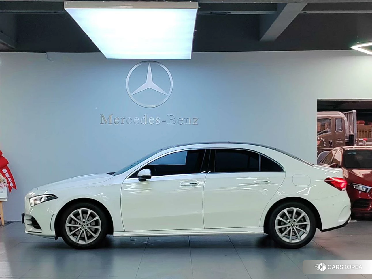 Mercedes-Benz Class A 2021 Белый из Китая, фото 3