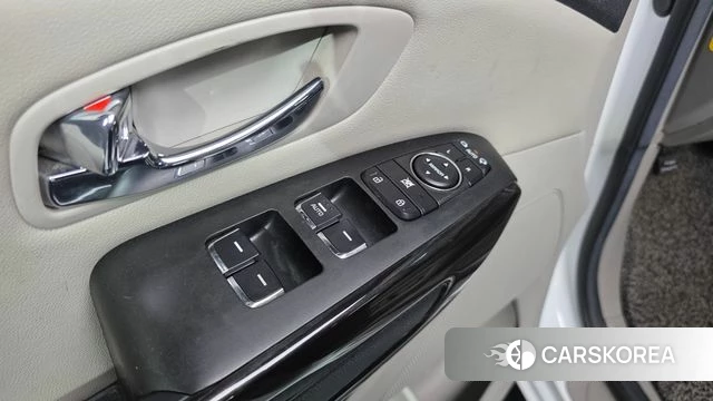 Kia The New Carnival 2018 Белый из Кореи, фото 3