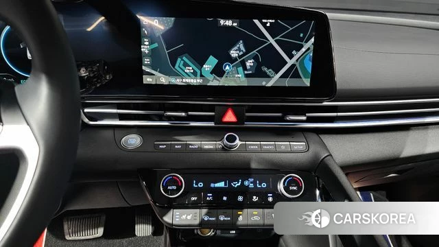 Hyundai The New Avante (CN7) 2025 Серебристо-серый из Кореи, фото 3