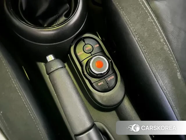 Mini Cooper S 2019 Красный из Кореи, фото 3