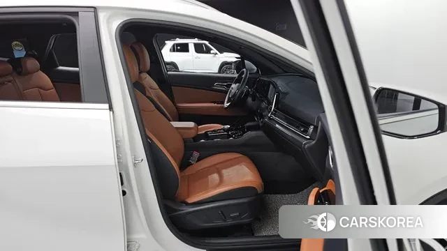 Kia Sportage 5th Generation 2022 Белый из Кореи, фото 3