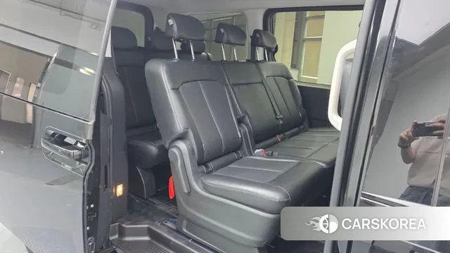 Hyundai Staria 2021 Черный из Кореи, фото 3