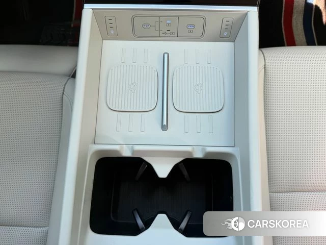 Hyundai Santa Fe (MX5) 2025 Белый из Кореи, фото 3
