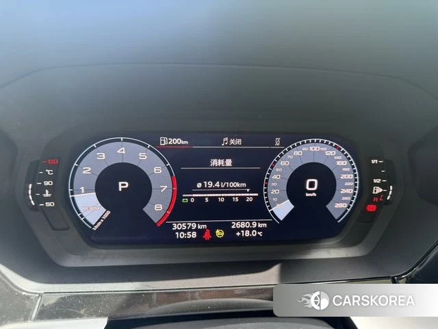 Audi A3 2024 Серебристо-серый из Китая, фото 3