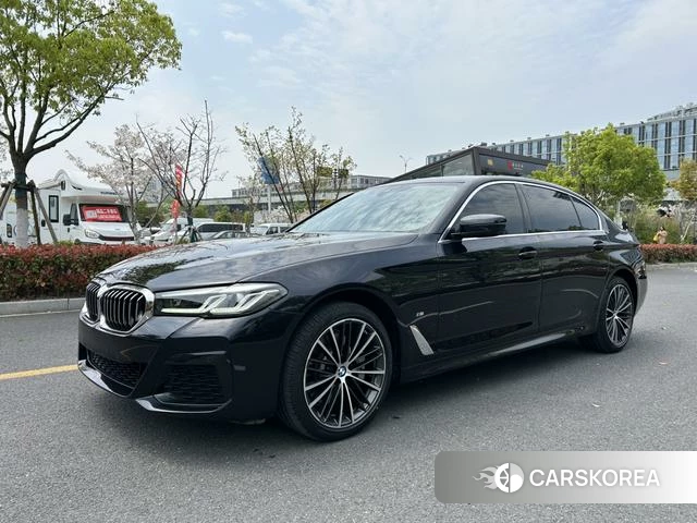 BMW 5 series 2023 Черный из Китая, фото 3