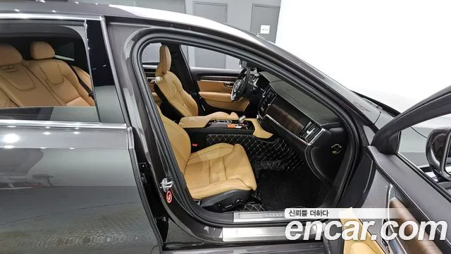 Volvo S90 2022 Серый из Кореи, фото 3