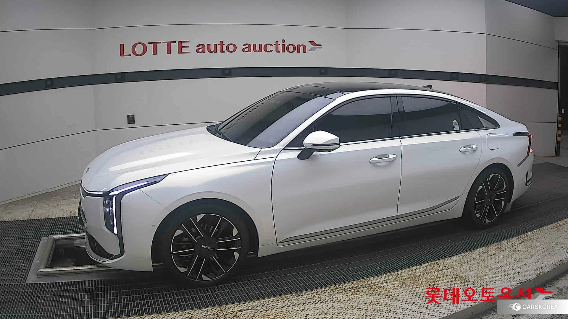 Kia K8 Hybrid 2025 Белый из Кореи, фото 3