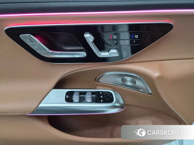Mercedes-Benz E-Class W214 2026 Белый из Кореи, фото 3