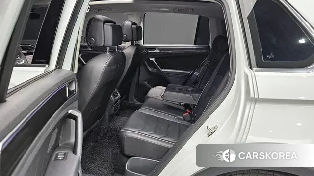 Volkswagen Tiguan second Generation 2023 Белый из Кореи, фото 3