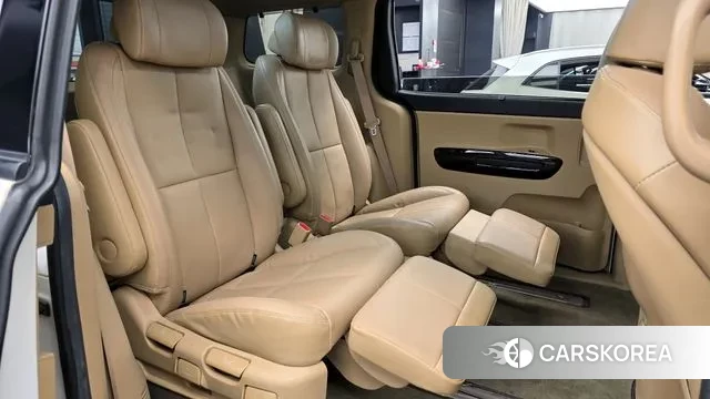 Kia The New Carnival 2018 Белый из Кореи, фото 3