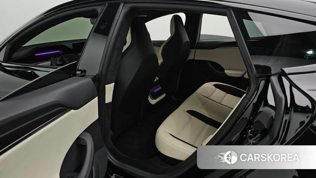 Tesla Model S 2026 Черный из Кореи, фото 3