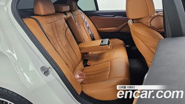 BMW 5 Series (G30) 2021 Белый из Кореи, фото 3