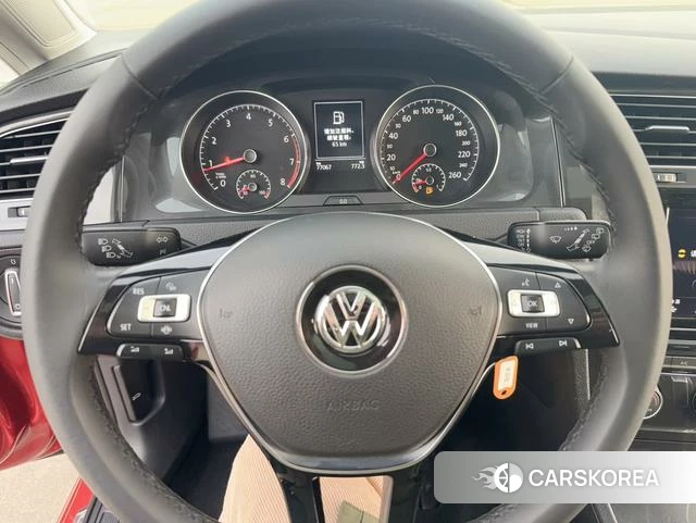 Volkswagen Golf 2019 Красный из Китая, фото 3
