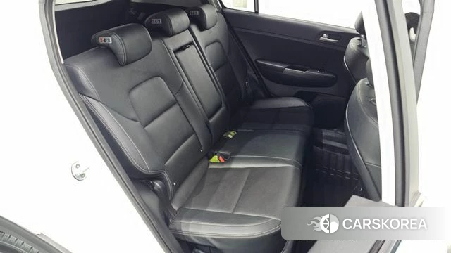 Kia Sportage The Bold 2018 Белый из Кореи, фото 3