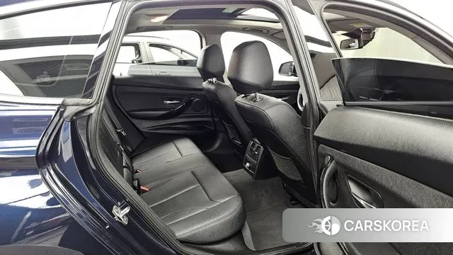 BMW 3 Series GT (F34) 2020 Синий из Кореи, фото 3