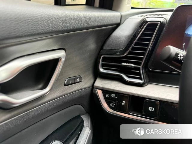 Kia Sportage 5th Generation 2022 Белый из Кореи, фото 3