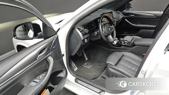 BMW X4 (G02) 2023 Белый из Кореи, фото 3