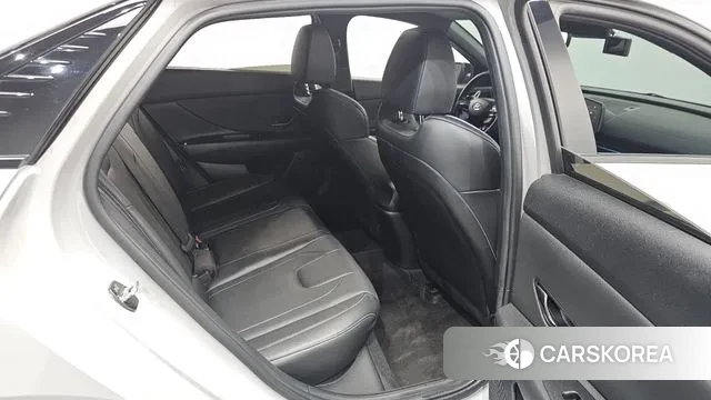 Hyundai Avante (CN7) 2022 Серебряный из Кореи, фото 3