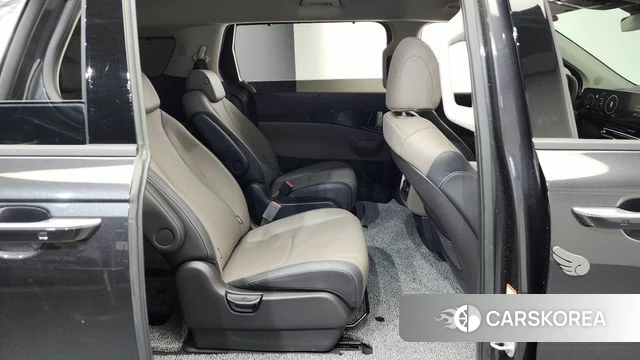 Kia The New Carnival 4th Generation 2025 Серый из Кореи, фото 3