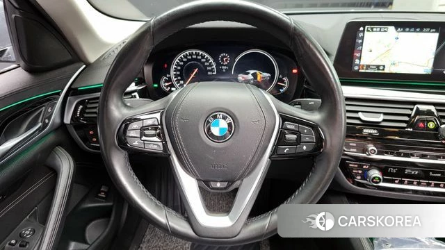 BMW 5 Series (G30) 2018 Серый из Кореи, фото 3