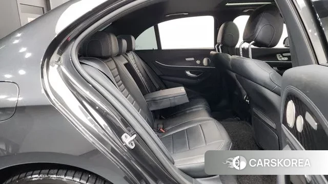 Mercedes-Benz E-Class W213 2022 Серый из Кореи, фото 3