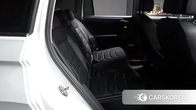 Volkswagen Tiguan second Generation 2022 Белый из Кореи, фото 3