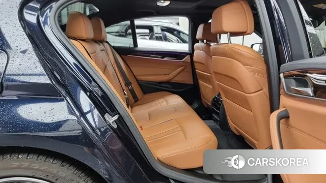 BMW 5 Series (G30) 2020 Черный из Кореи, фото 3