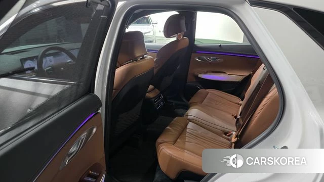 Genesis GV70 2024 Белый из Кореи, фото 3
