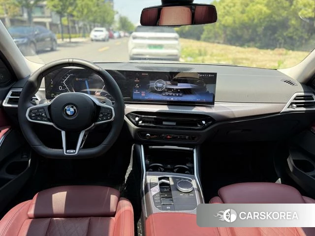 BMW 3 series 2025 Черный из Китая, фото 3