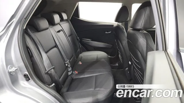 Ssangyong The New Tivoli 2023 Серебристо-серый из Кореи, фото 3