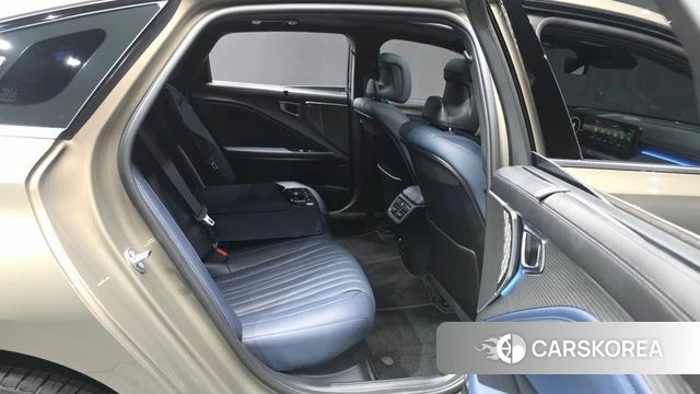 Kia The New K8 Hybrid 2025 Песочный из Кореи, фото 3