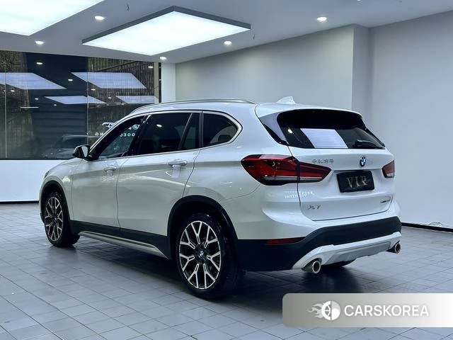 BMW X1 2023 Белый из Китая, фото 3