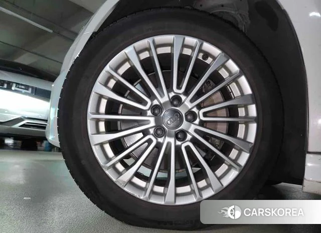 Audi A6 (C8) 2019 Белый из Кореи, фото 3
