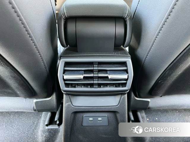 Audi A3 2023 Зеленый из Китая, фото 3
