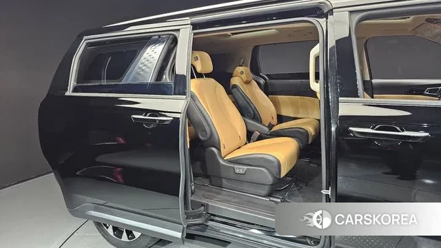 Kia Carnival 4th generation 2020 Черный из Кореи, фото 3