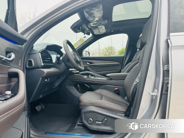Geely Automobile Xingyue L 2026 Серебристо-серый из Китая, фото 3