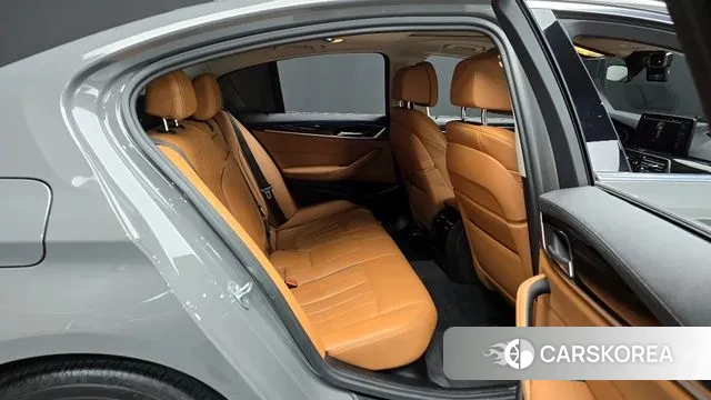 BMW 5 Series (G30) 2020 Серый из Кореи, фото 3