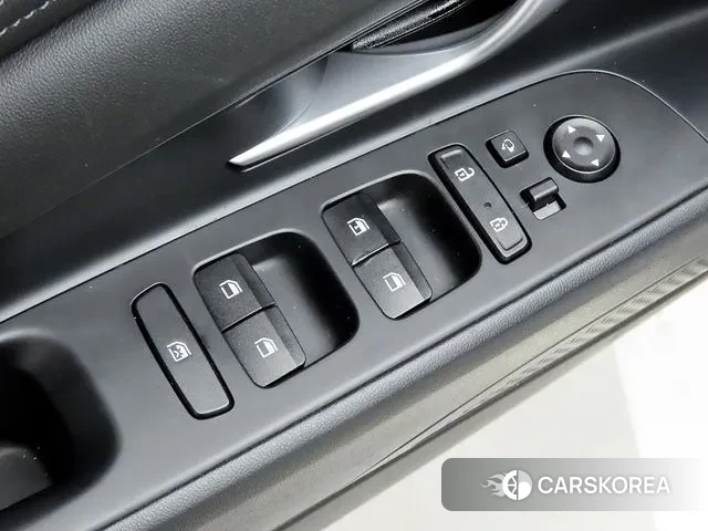 Hyundai Avante Hybrid (CN7) 2022 Белый из Кореи, фото 3