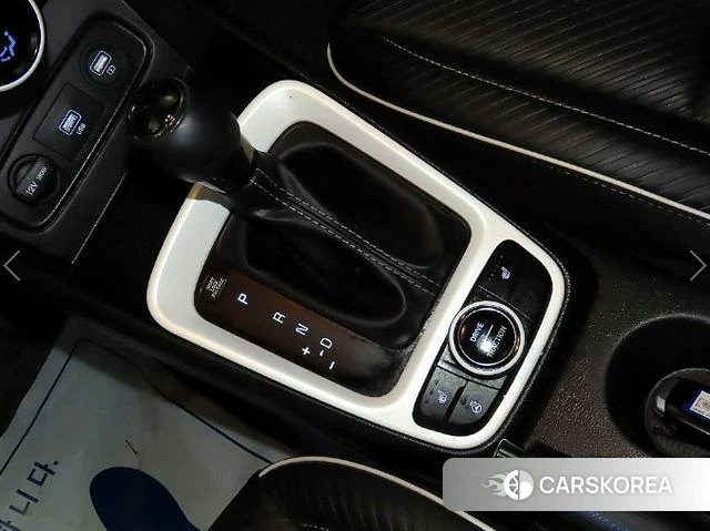 Hyundai Venue 2020 Черный из Кореи, фото 3