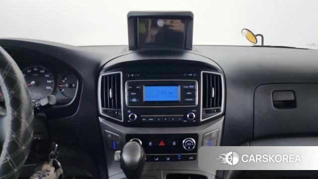 Hyundai The New Grand Starex 2018 Желтый из Кореи, фото 3