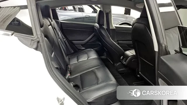 Tesla Model 3 2020 Белый из Кореи, фото 3