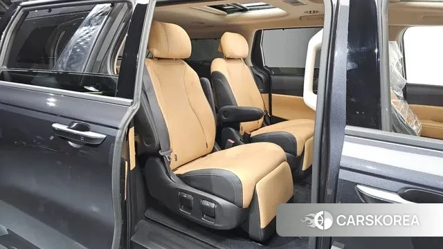 Kia The New Carnival 4th Generation 2023 Серый из Кореи, фото 3
