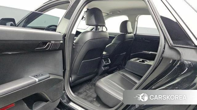 Hyundai Grandeur Hybrid (GN7) 2023 Черный из Кореи, фото 3