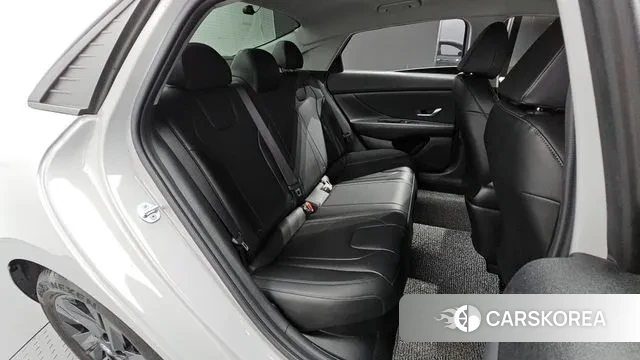 Hyundai Avante Hybrid (CN7) 2020 Серебряный из Кореи, фото 3