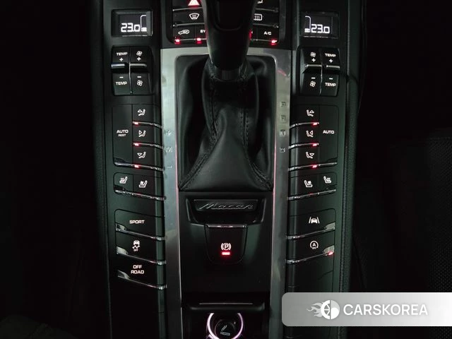 Porsche Macan 2019 Черный из Кореи, фото 3