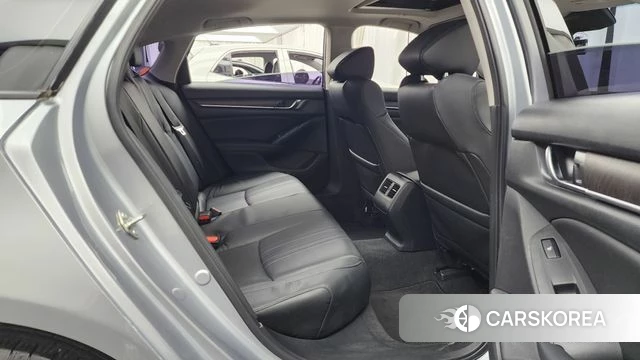 Honda Accord 10th Generation 2018 Серебристо-серый из Кореи, фото 3