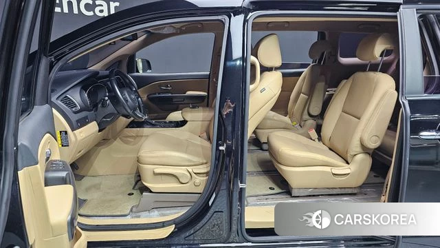 Kia The New Carnival 2018 Черный из Кореи, фото 3