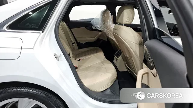 Audi A4 (B9) 2021 Белый из Кореи, фото 3