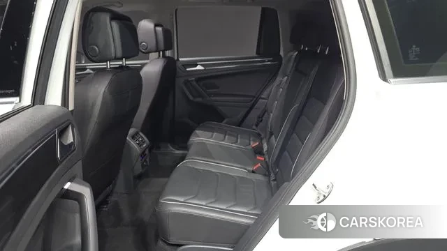 Volkswagen Tiguan second Generation 2024 Белый из Кореи, фото 3