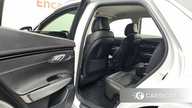 Genesis GV70 2022 Белый из Кореи, фото 3